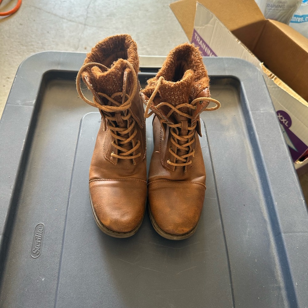 Women's Brown Lace-Up Boots